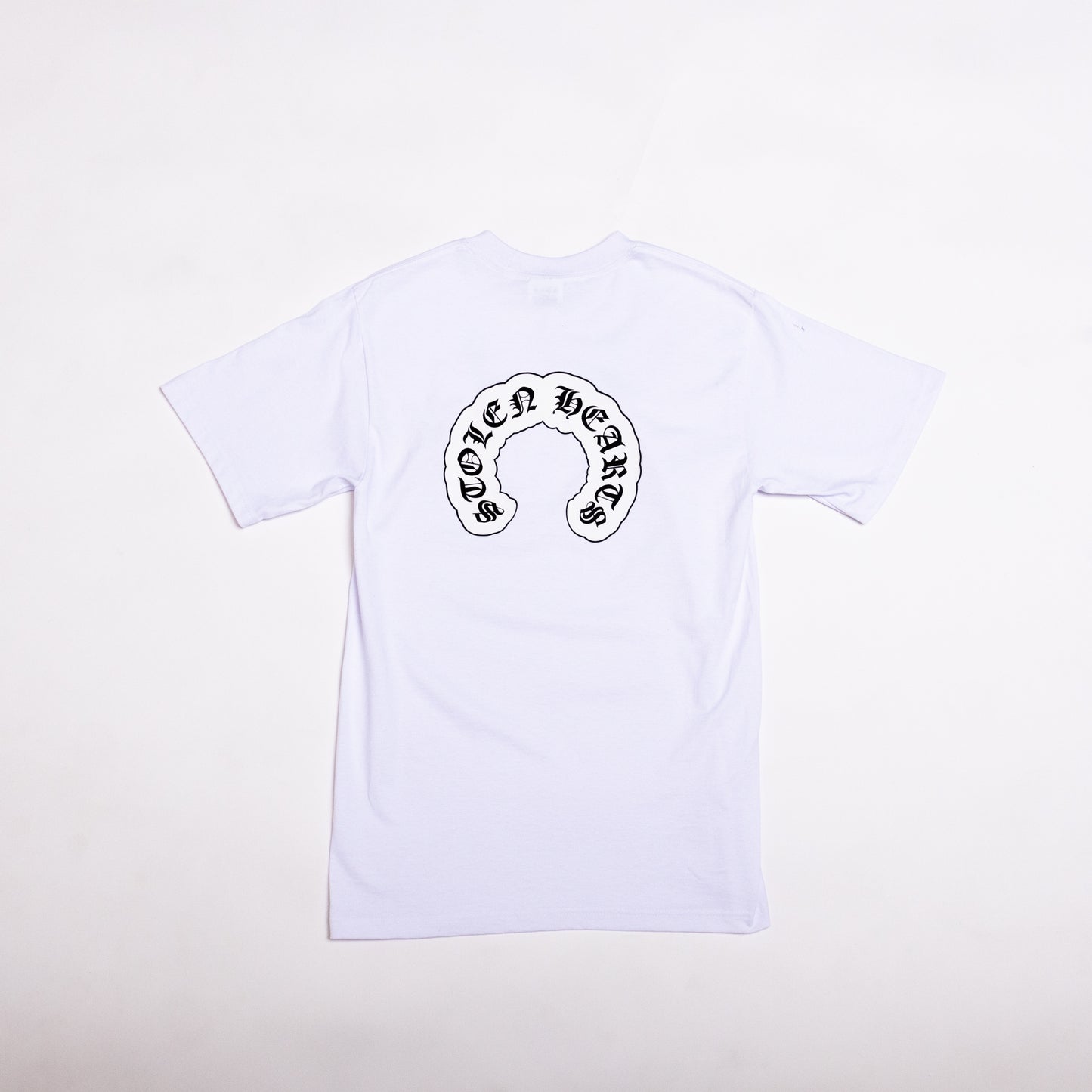 "STOLEN HEARTS" SM PRINT GRAPHIC TEE